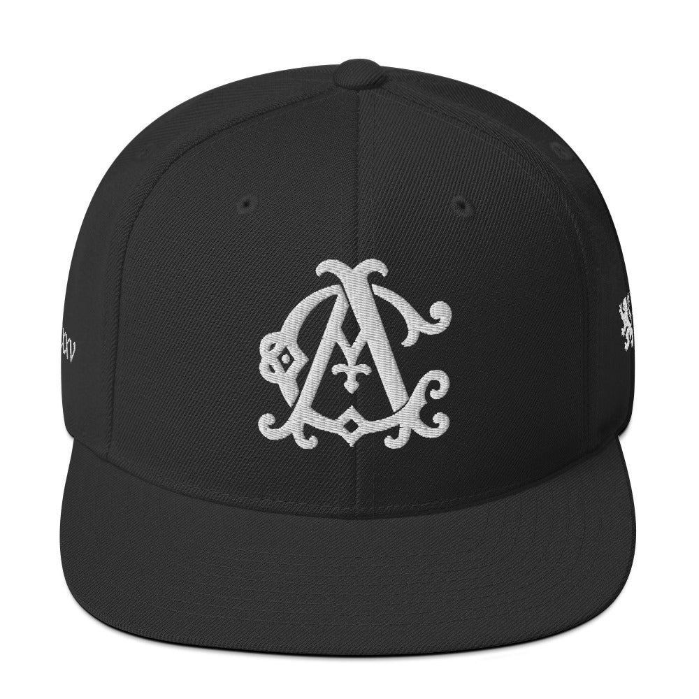 AC Agilis Cultus classic snapback hat in black, front view, structured crown with flat brim, adjustable snapback closure, minimalist black and white aesthetic